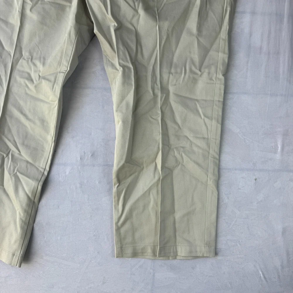 Dockers Signature Iron Free Khaki Pants Mens 52x30 Gray Flex Comfort Classic Fit